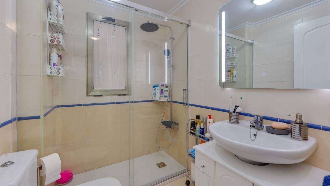 Sale - Apartment - Torrevieja - Playa de los Locos