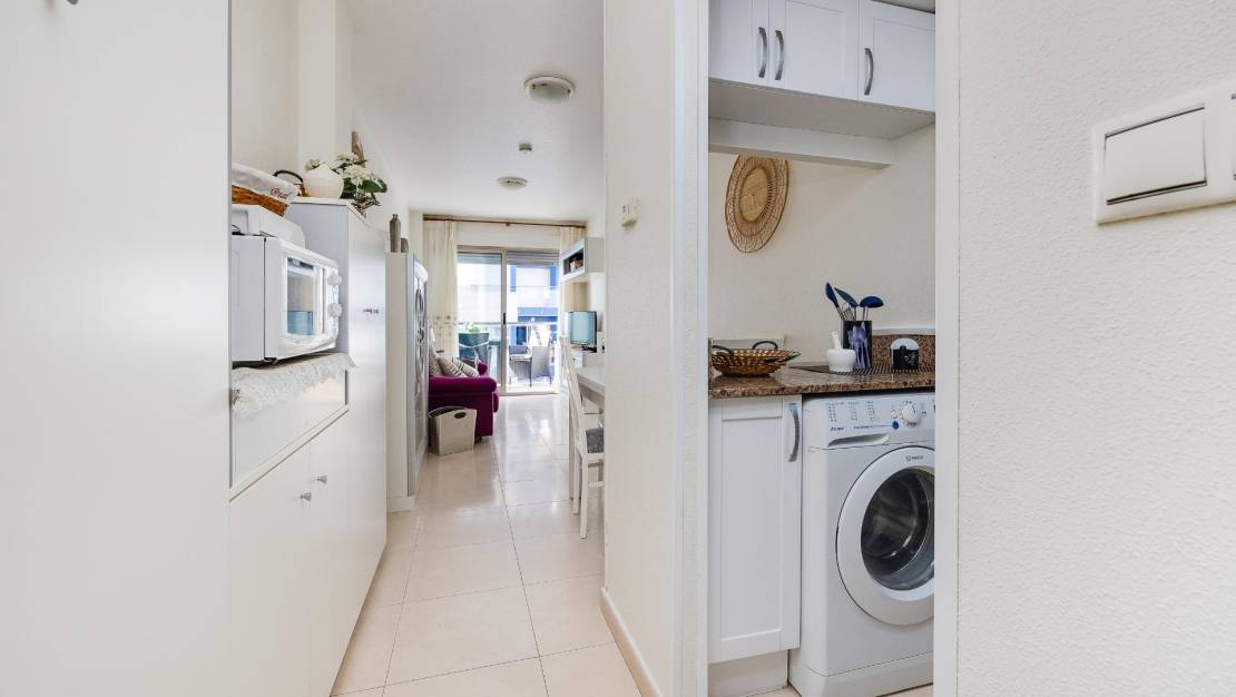 Sale - Apartment - Torrevieja - Playa de los Locos