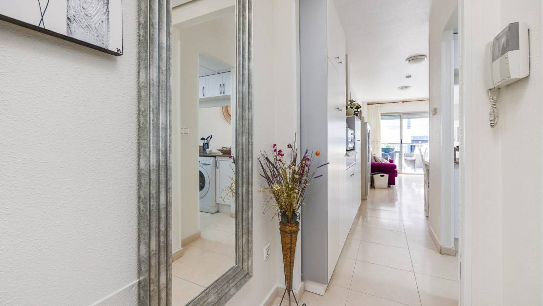 Sale - Apartment - Torrevieja - Playa de los Locos