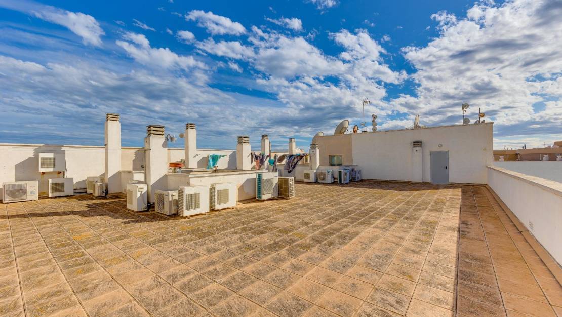 Sale - Apartment - Torrevieja - Playa de los Locos