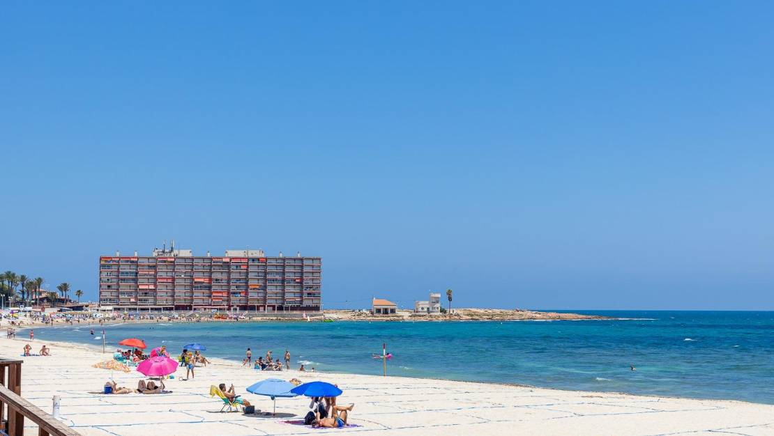 Sale - Apartment - Torrevieja - Playa de los Locos