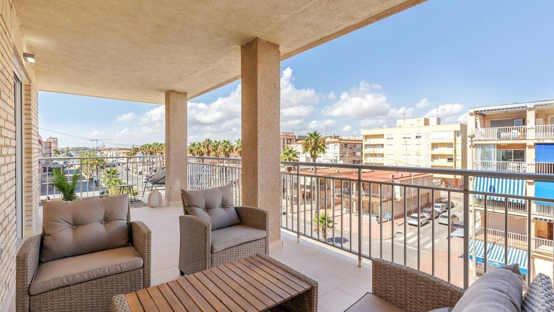 Sale - Apartment - Torrevieja - Playa de los Naufragos