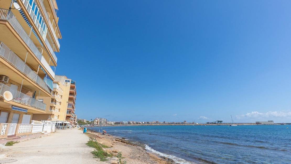 Sale - Apartment - Torrevieja - Playa de los Naufragos