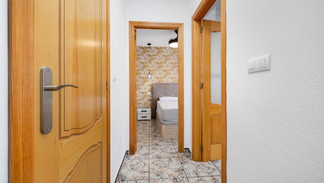Sale - Apartment - Torrevieja - Playa de los Naufragos