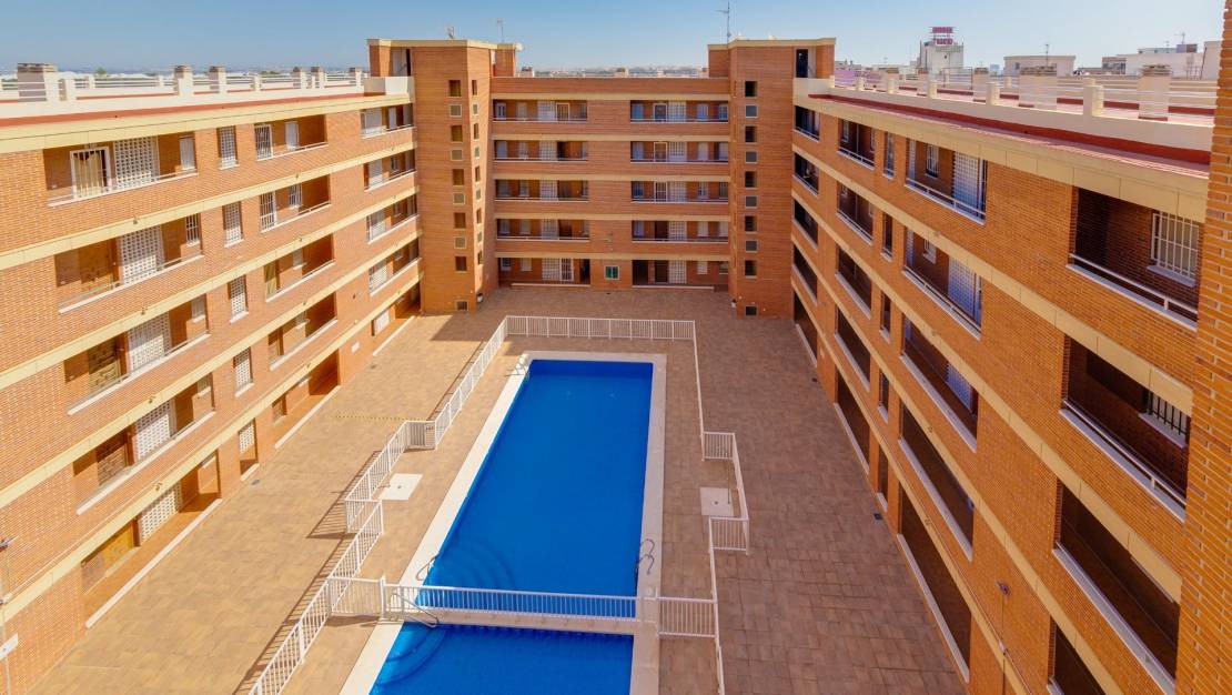 Sale - Apartment - Torrevieja - Playa de los Naufragos