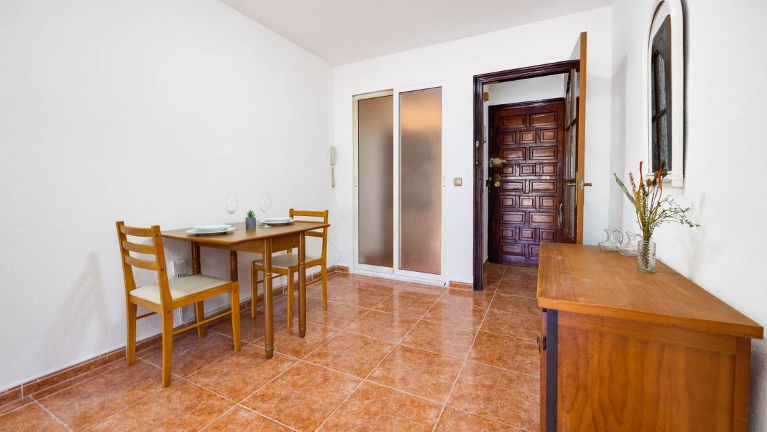 Sale - Apartment - Torrevieja - Playa de los Naufragos