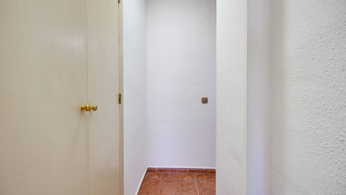 Sale - Apartment - Torrevieja - Playa de los Naufragos