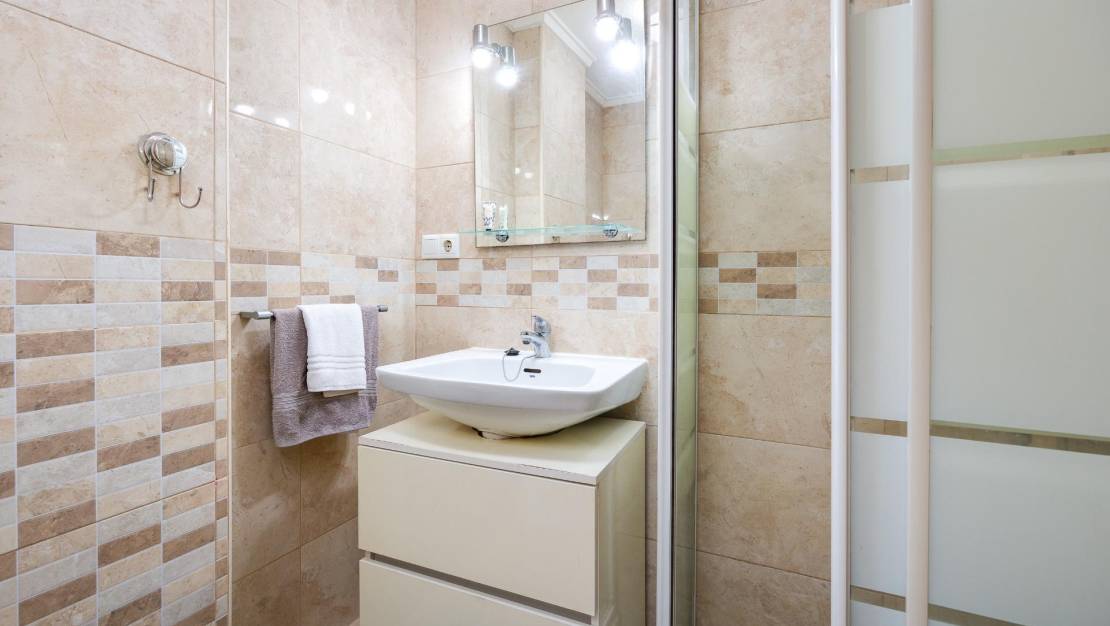 Sale - Apartment - Torrevieja - Playa de los Naufragos