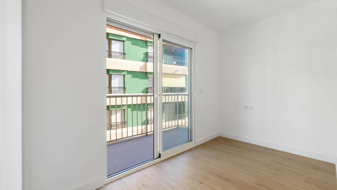Sale - Apartment - Torrevieja - Playa del Cura
