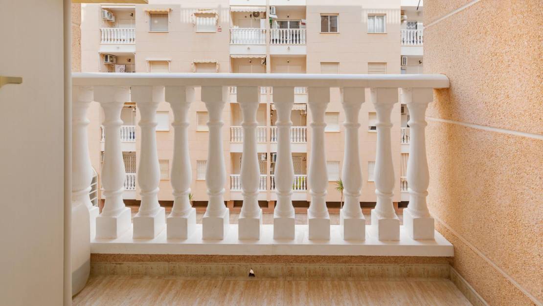 Sale - Apartment - Torrevieja - Playa del Cura