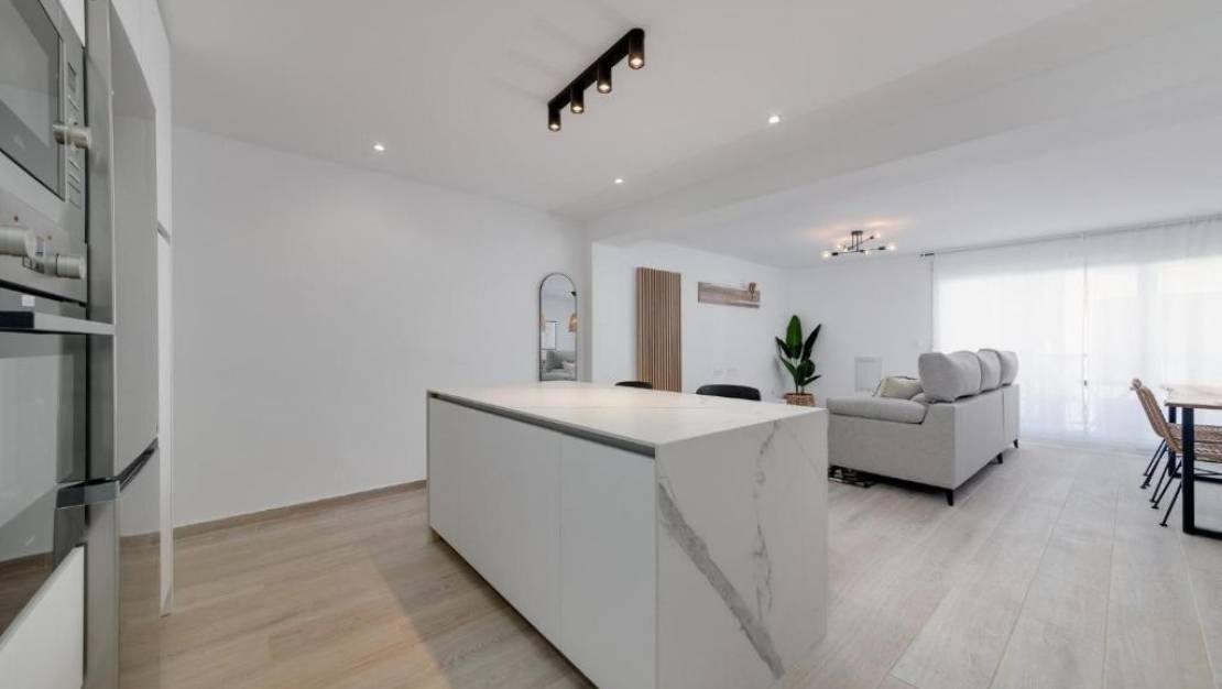 Sale - Apartment - Torrevieja - Playa del Cura