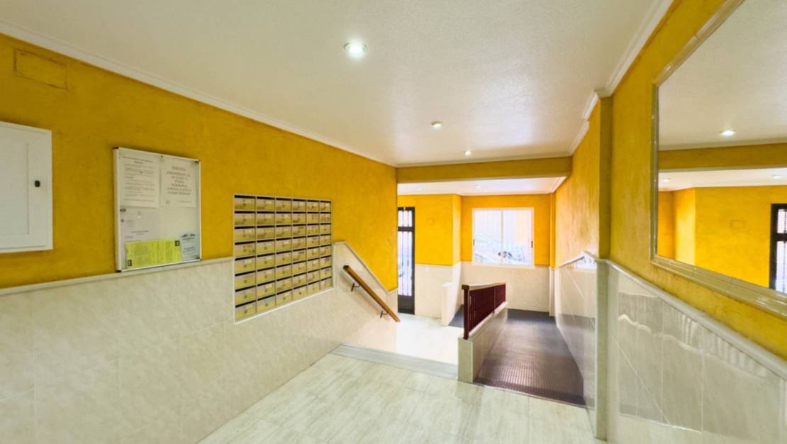 Sale - Apartment - Torrevieja - Playa del Cura