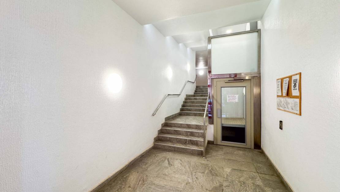 Sale - Apartment - Torrevieja - Playa del Cura