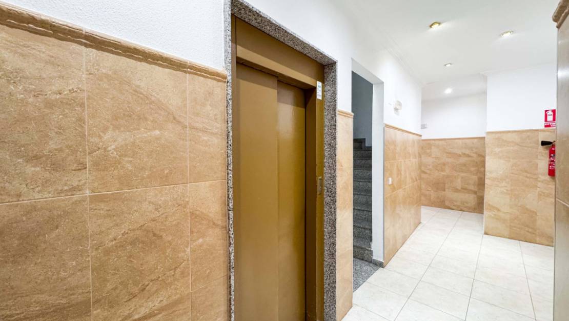 Sale - Apartment - Torrevieja - Playa del Cura