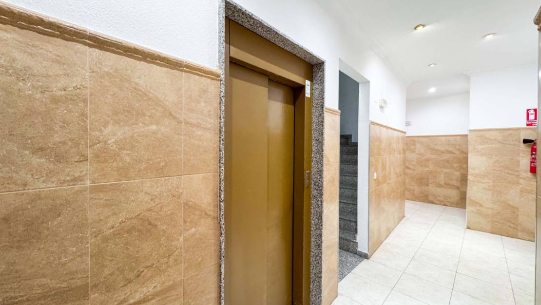 Sale - Apartment - Torrevieja - Playa del Cura