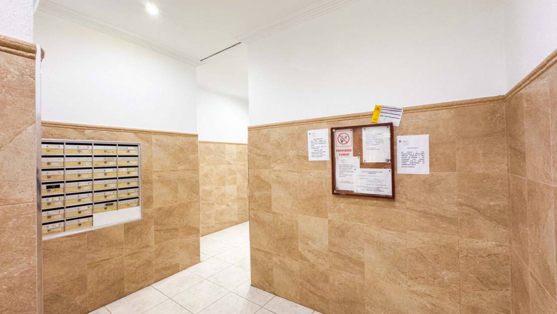 Sale - Apartment - Torrevieja - Playa del Cura