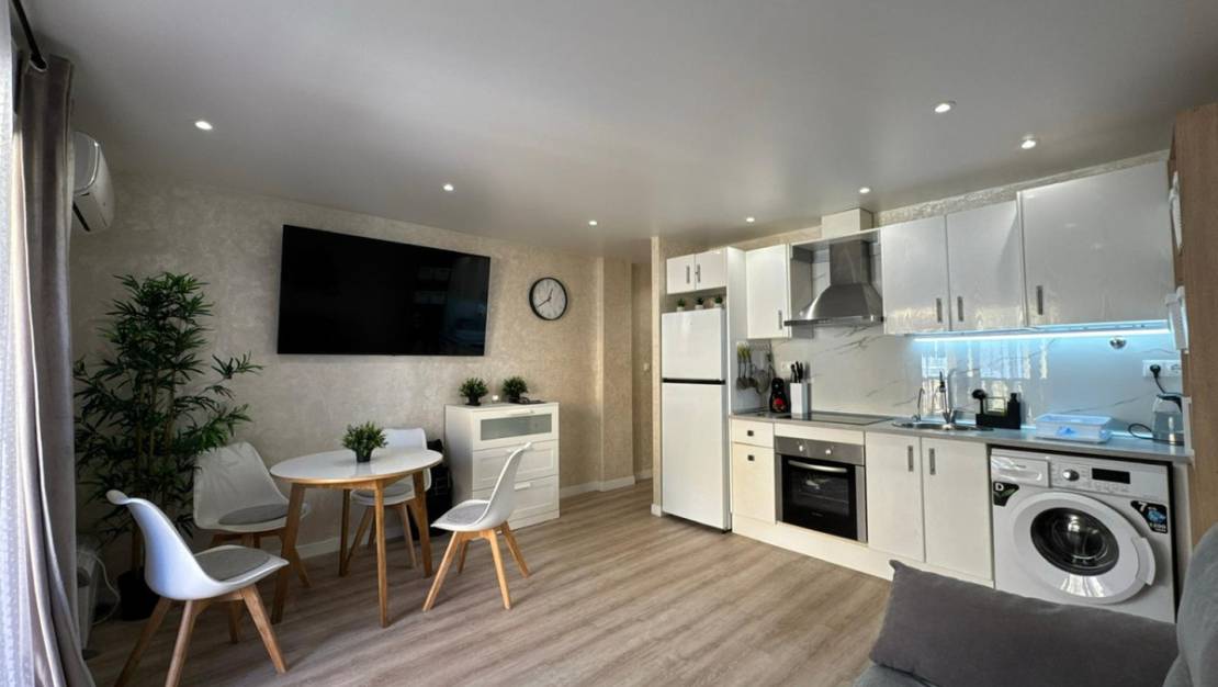 Sale - Apartment - Torrevieja - Playa del Cura