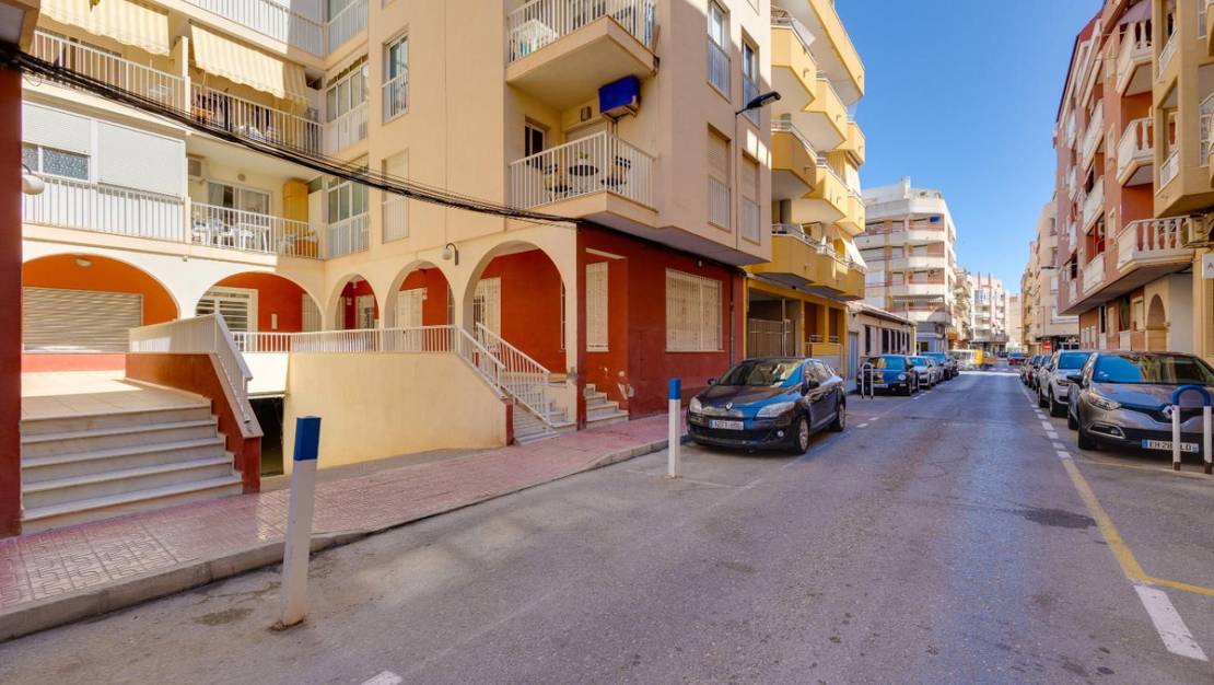 Sale - Apartment - Torrevieja - Playa del Cura