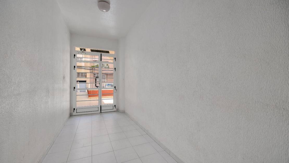 Sale - Apartment - Torrevieja - Playa del Cura