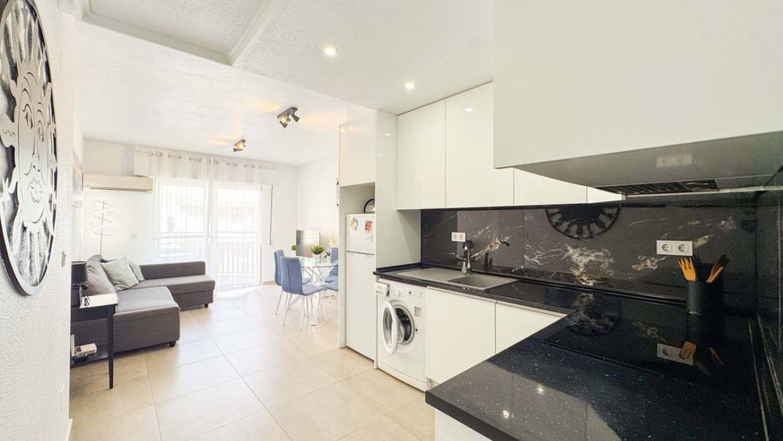 Sale - Apartment - Torrevieja - Playa del Cura