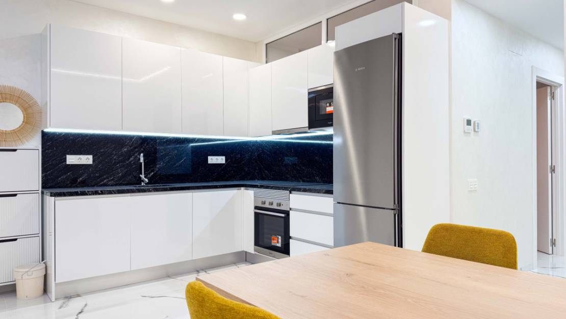 Sale - Apartment - Torrevieja - Playa del Cura
