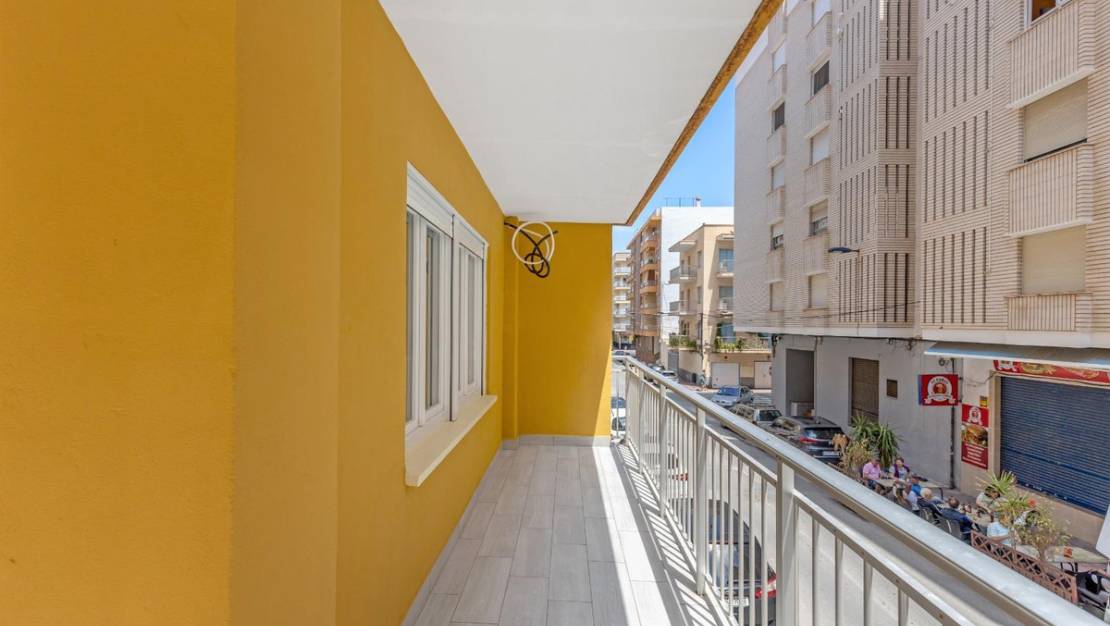 Sale - Apartment - Torrevieja - Playa del Cura