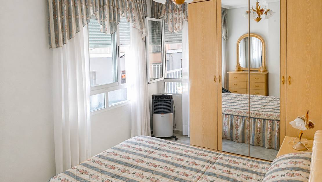 Sale - Apartment - Torrevieja - Playa del Cura