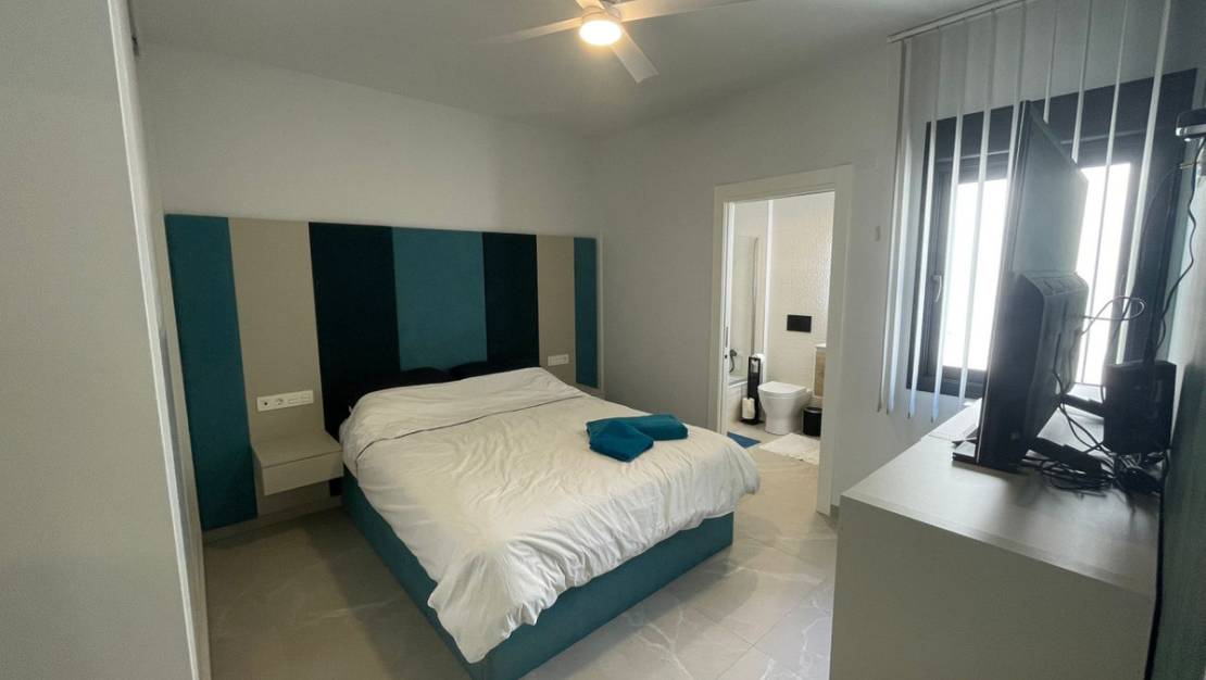 Sale - Apartment - Torrevieja - Playa del Cura