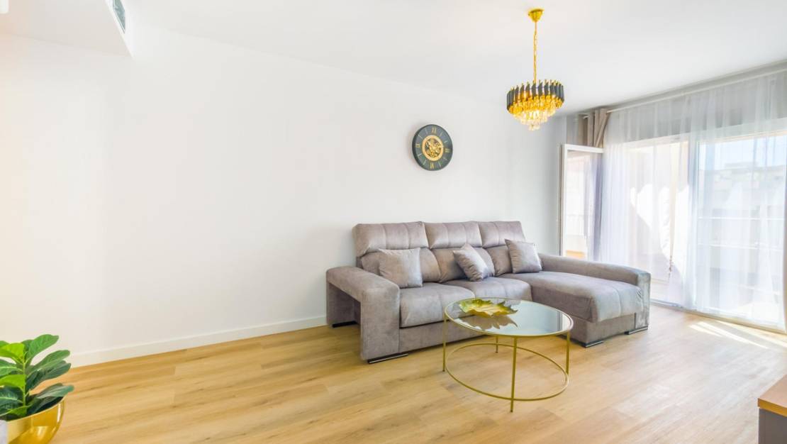Sale - Apartment - Torrevieja - Playa del Cura