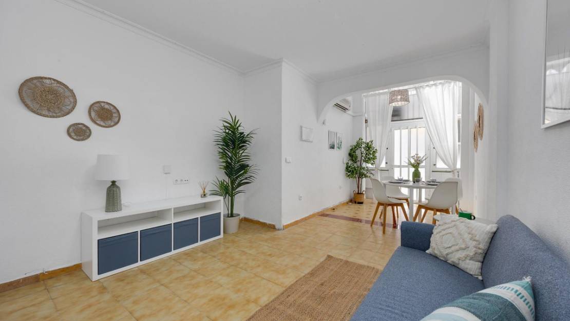 Sale - Apartment - Torrevieja - Playa del Cura