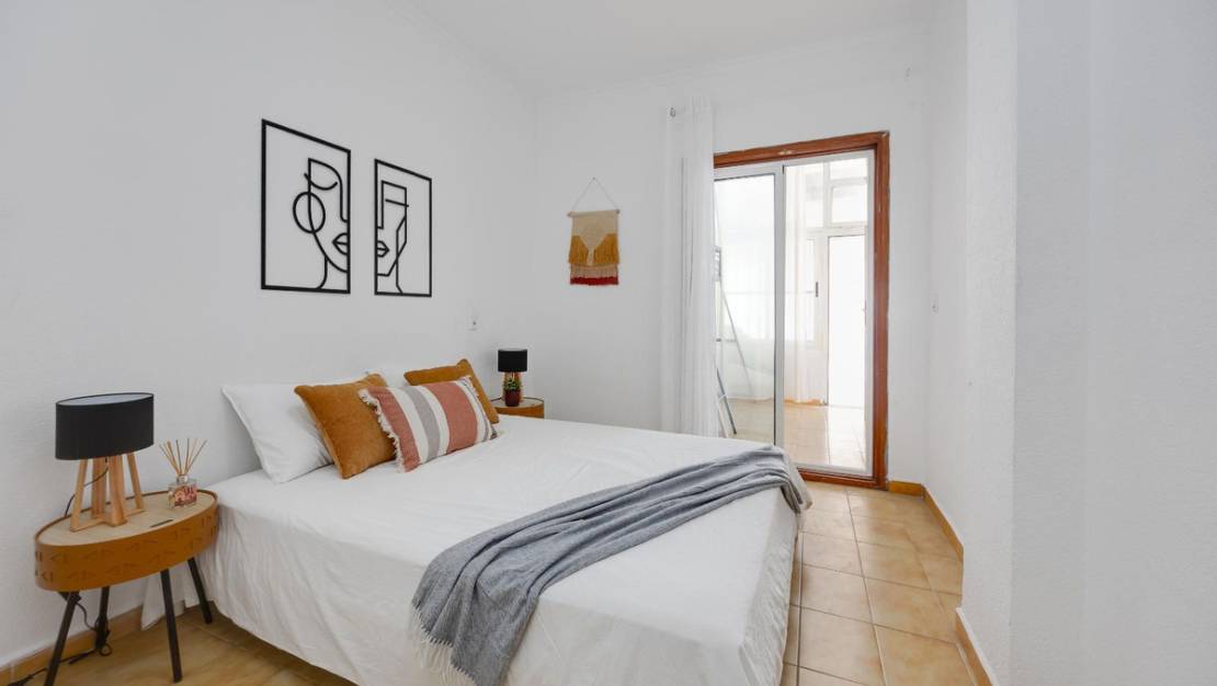 Sale - Apartment - Torrevieja - Playa del Cura