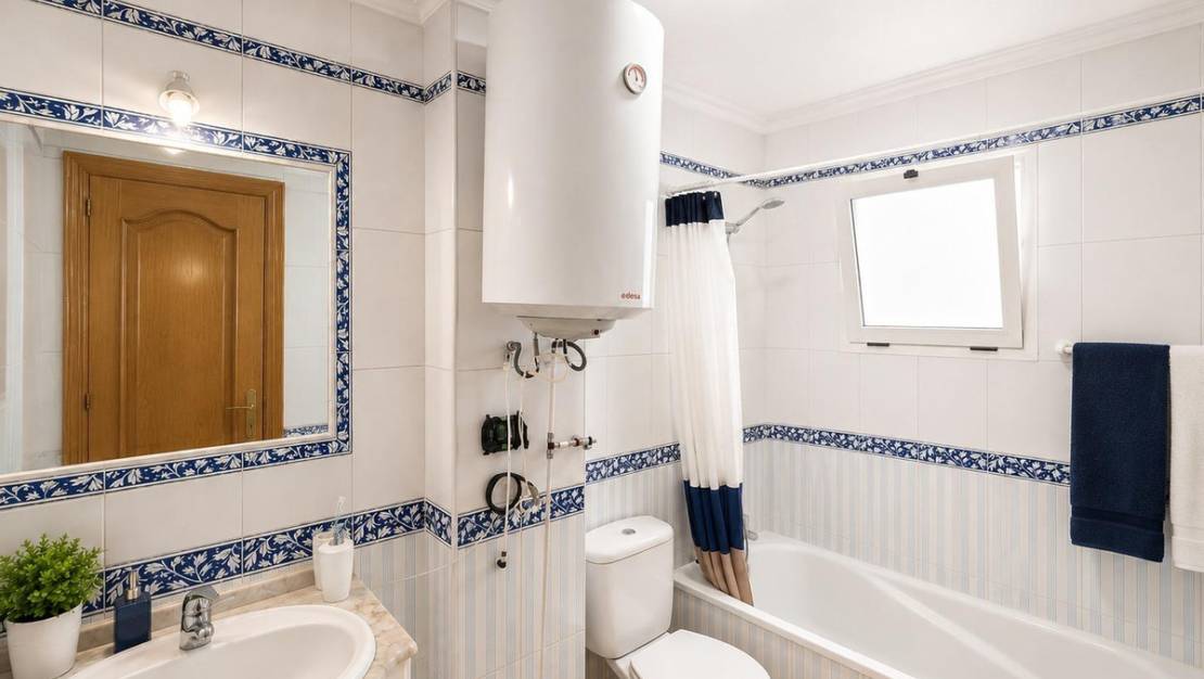 Sale - Apartment - Torrevieja - Playa del Cura