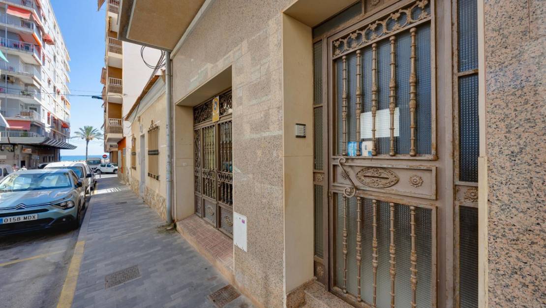 Sale - Apartment - Torrevieja - Playa del Cura