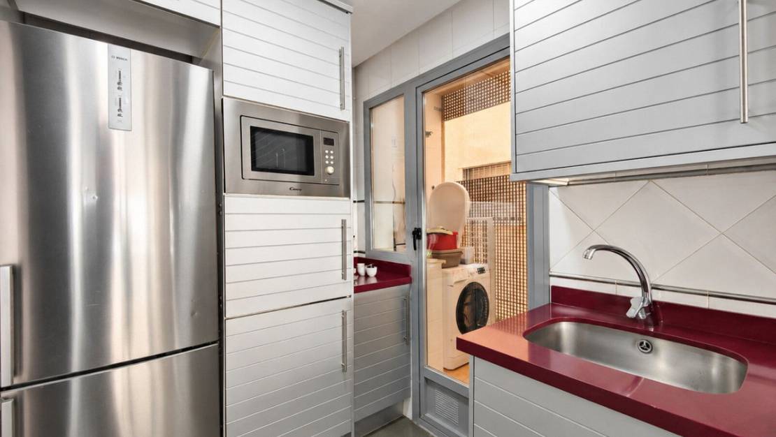 Sale - Apartment - Torrevieja - Playa del Cura