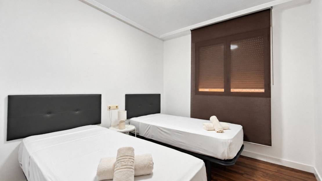 Sale - Apartment - Torrevieja - Playa del Cura