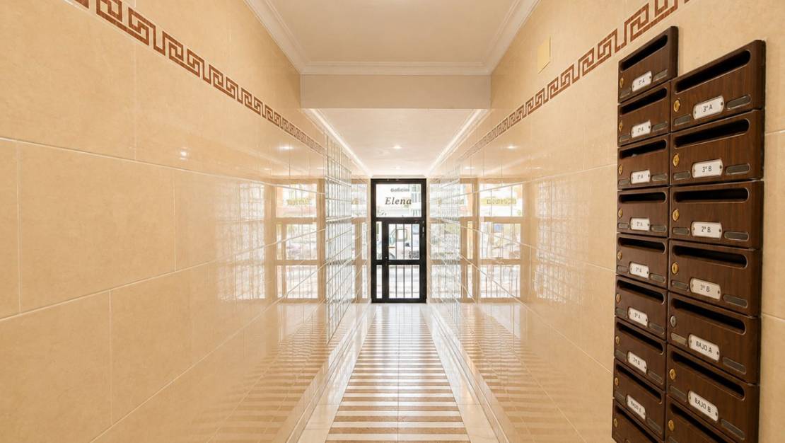 Sale - Apartment - Torrevieja - Playa del Cura
