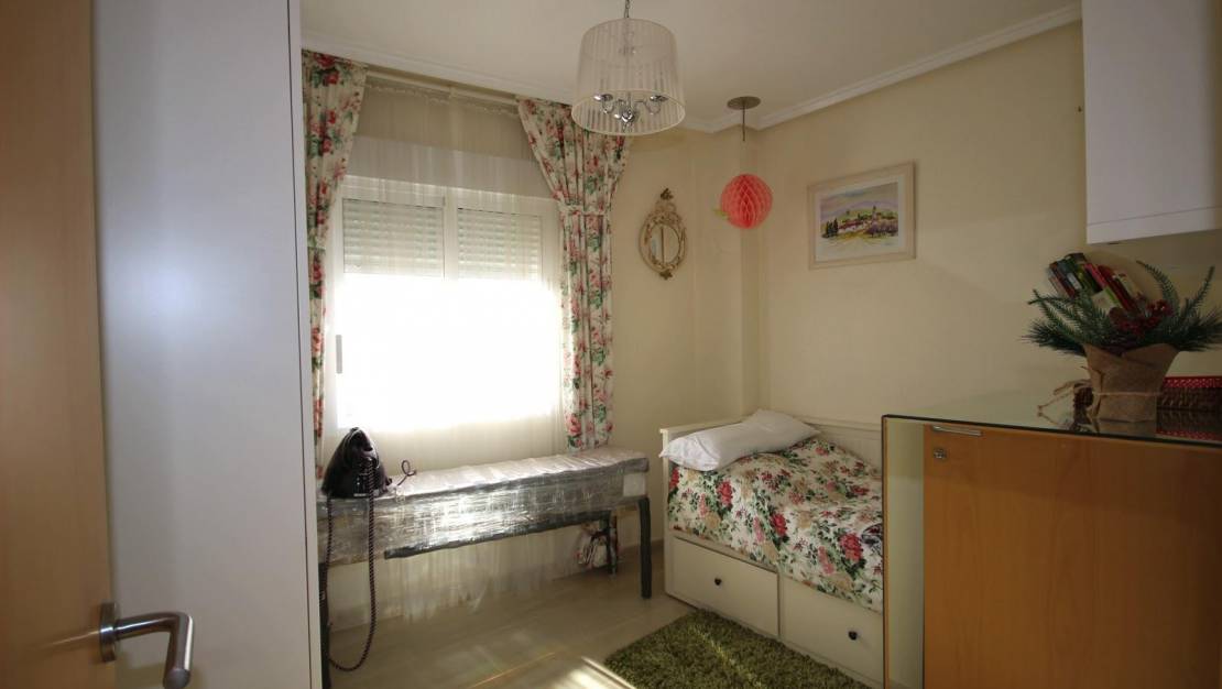 Sale - Apartment - Torrevieja - Playa del Cura