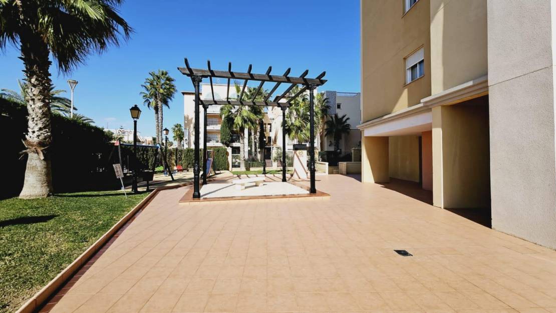 Sale - Apartment - Torrevieja - Playa del Cura