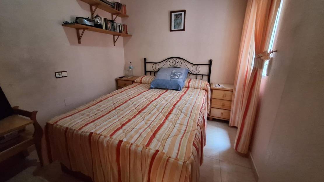 Sale - Apartment - Torrevieja - Playa del Cura