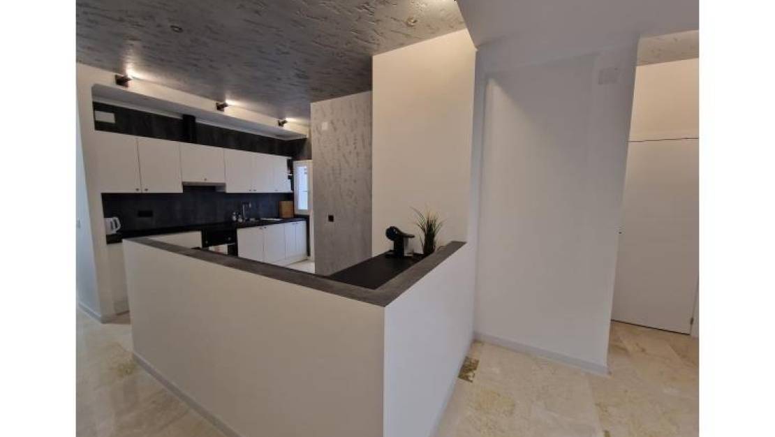 Sale - Apartment - Torrevieja - Playa del Cura