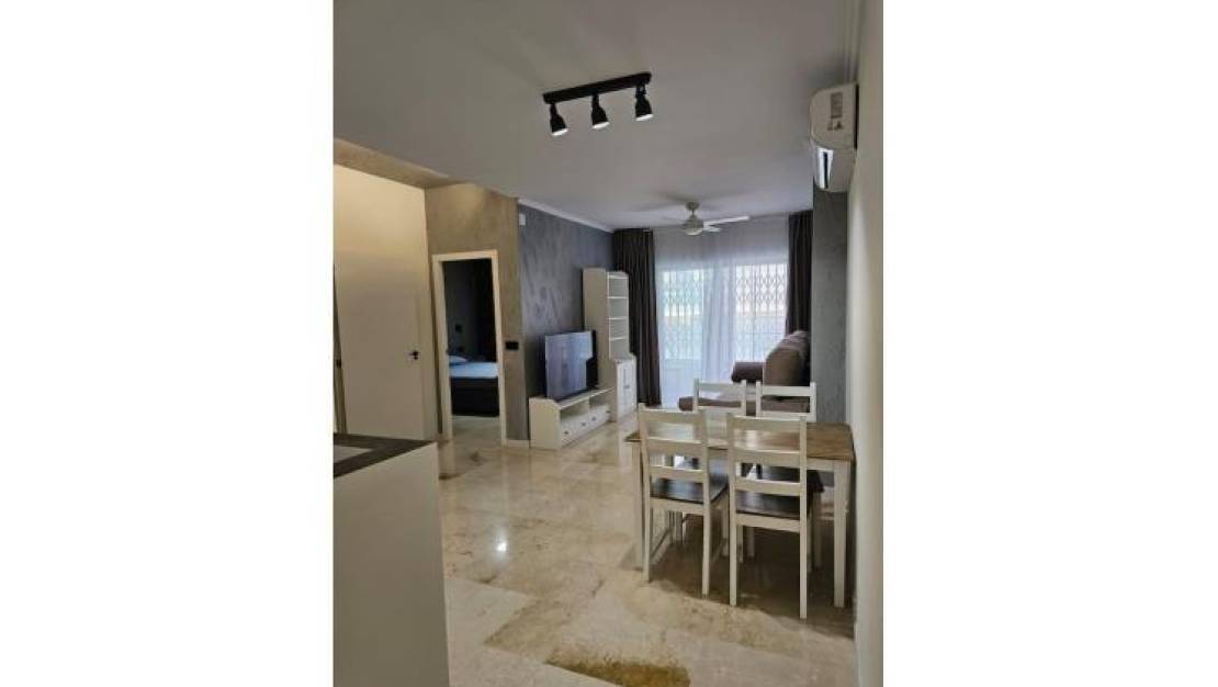 Sale - Apartment - Torrevieja - Playa del Cura