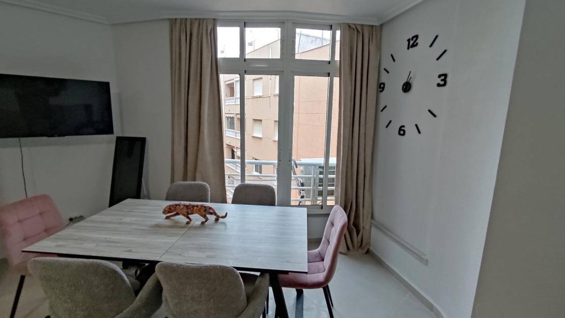 Sale - Apartment - Torrevieja - Playa del Cura