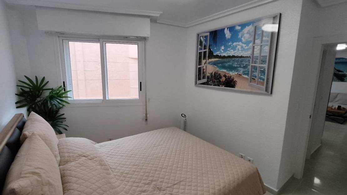 Sale - Apartment - Torrevieja - Playa del Cura