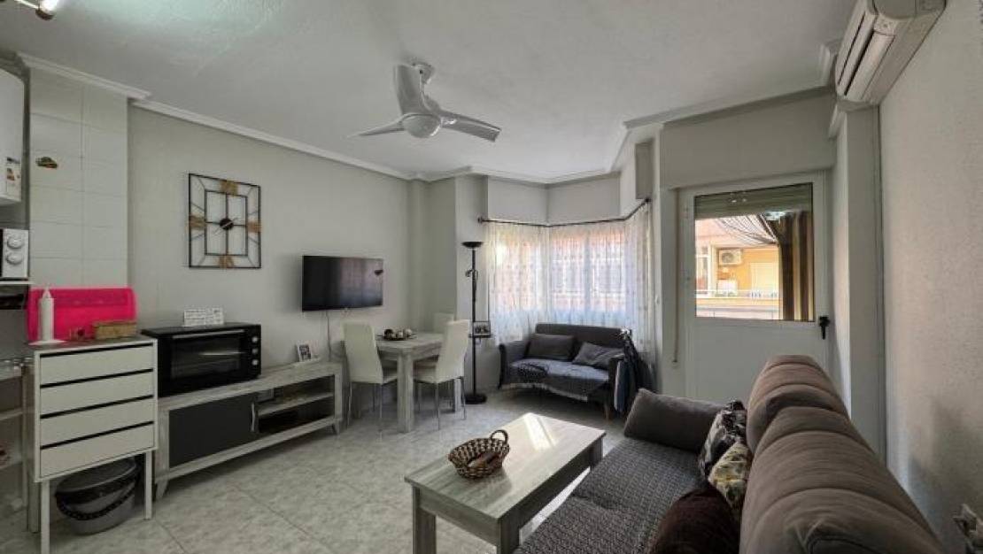 Sale - Apartment - Torrevieja - Playa del Cura