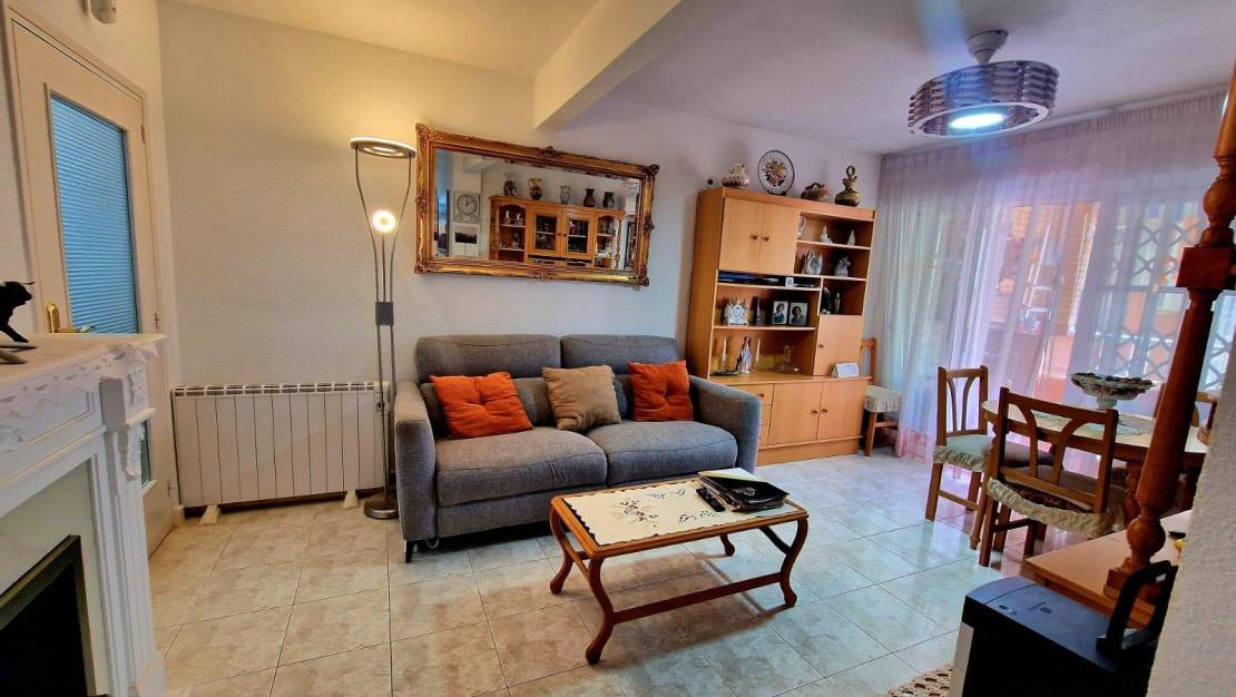 Sale - Apartment - Torrevieja - Playa del Cura