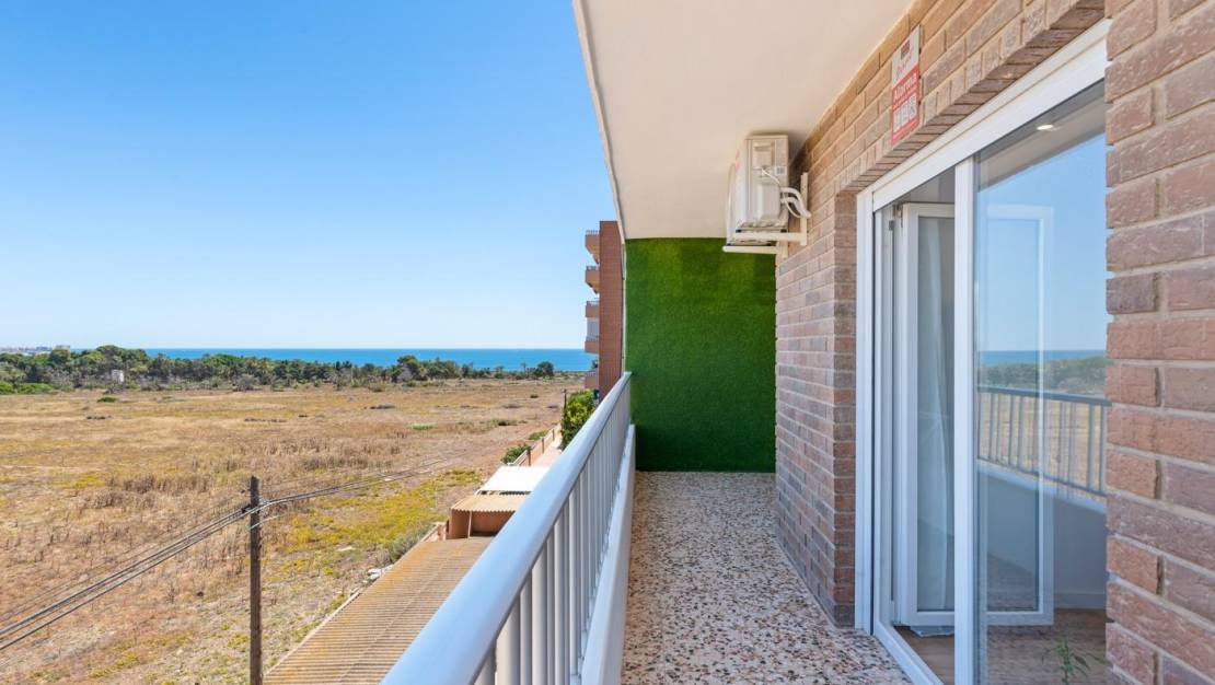 Sale - Apartment - Torrevieja - Punta prima