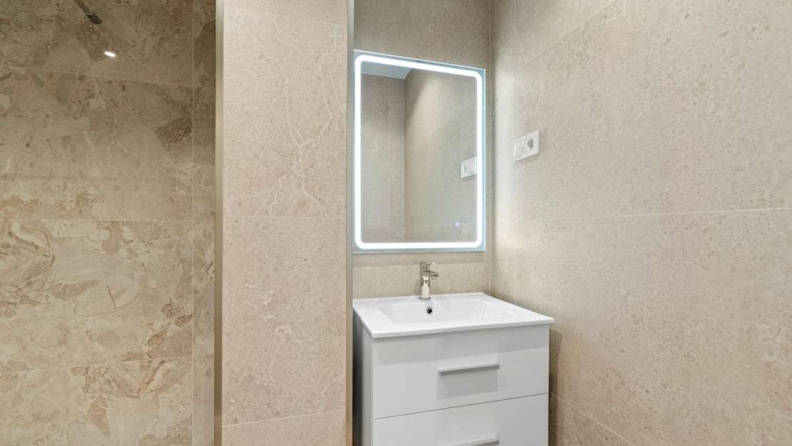 Sale - Apartment - Torrevieja - Punta prima