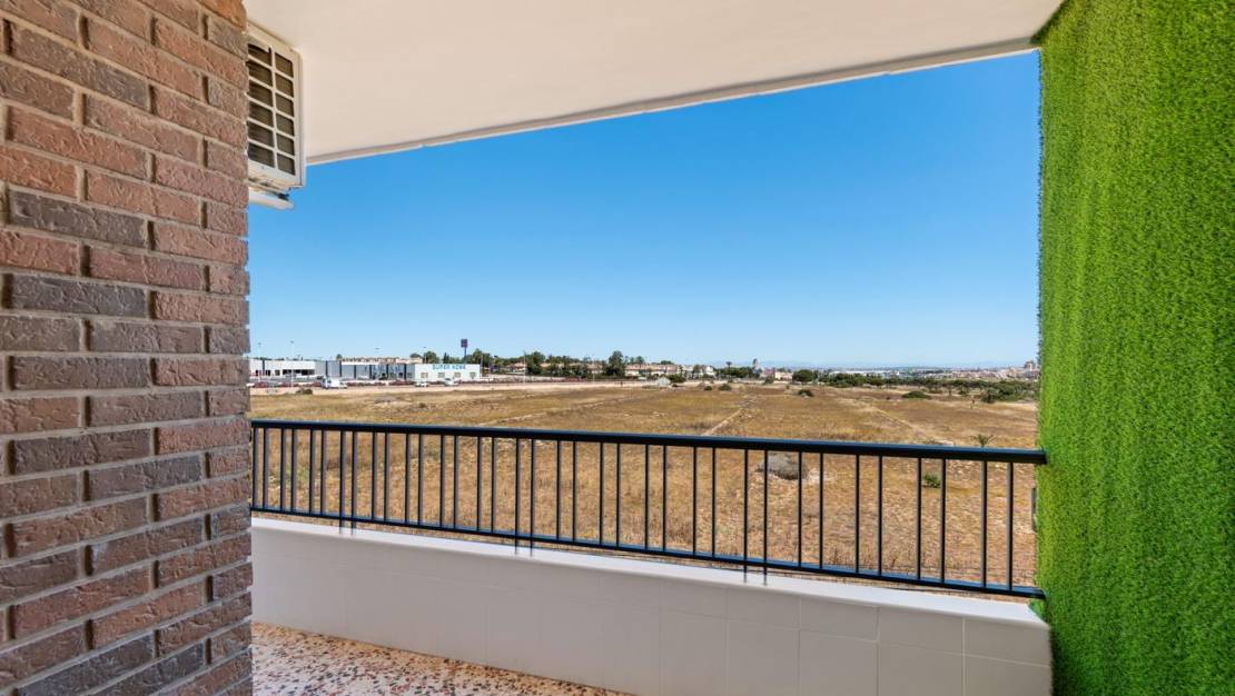 Sale - Apartment - Torrevieja - Punta prima