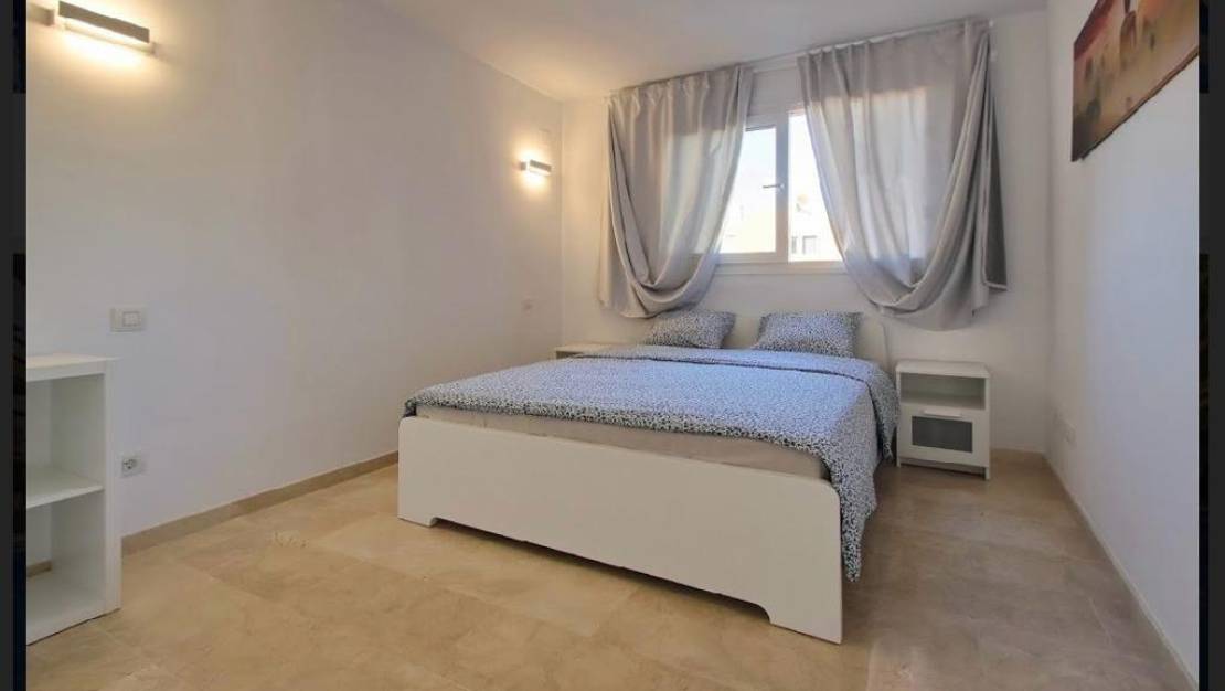 Sale - Apartment - Torrevieja - Punta prima