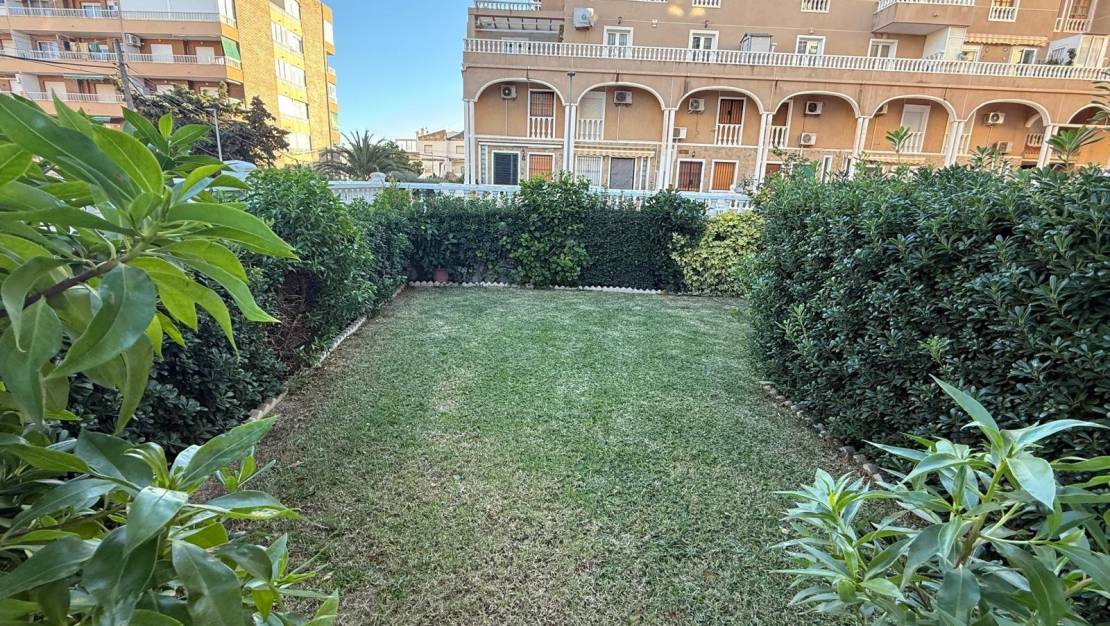 Sale - Apartment - Torrevieja - Punta prima